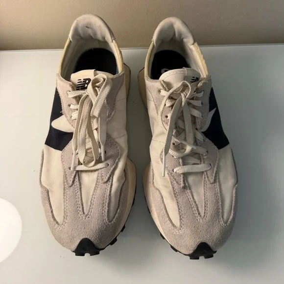 New Balance 327 White and Black Sneakers - Picture 2 of 6